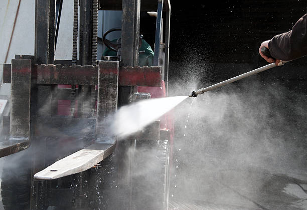 Best Machinery and Equipment Cleaning  in St Augusta, MN